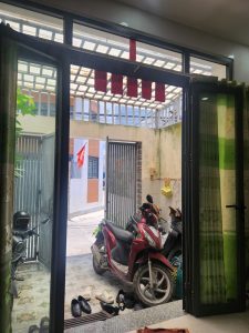 NHÀ HẺM XE HƠI 3 TẦNG NGAY VÕ VĂN HÁT – LONG TRƯỜNG, THỦ ĐỨC, ĐẸP Ở NGAY!