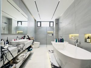 BIỆT THỰ HIMLAM TÂN HƯNG Q7 – 5 TẦNG VIEW CÔNG VIÊN, VỪA Ở VỪA KINH DOANH!