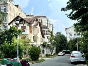 MỞ BÁN NHÀ MẶT TIỀN KHU VIP QUẬN 7 – CƠ HỘI ĐẦU TƯ SINH LỢI HẤP DẪN!