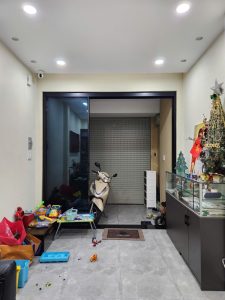 BÁN NHÀ 4 TẦNG SIÊU ĐẸP TẠI PHÚ NHUẬN – GẦN MẶT TIỀN, XE HƠI RA VÀO!