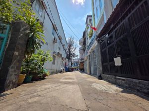 BÁN NHÀ HẺM Ô TÔ NGUYỄN VĂN LẠC – VỊ TRÍ VÀNG, KHAI THÁC CHDV HIỆU QUẢ! 🌟🏡