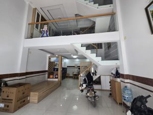 🔥 NHÀ ĐẸP 4 TẦNG VÕ VĂN HÁT, Q9 – XE HƠI NGỦ TRONG NHÀ – VỊ TRÍ VÀNG TƯƠNG LAI TĂNG GIÁ!